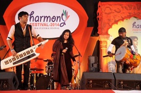 Harmony Festival 2014
